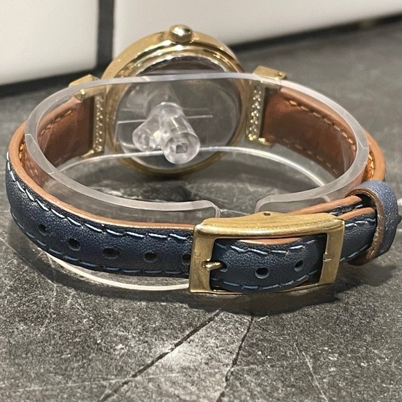 Ladies Relic Gold Tone Watch with Reversable Band - New Battery - Picture 4 of 4